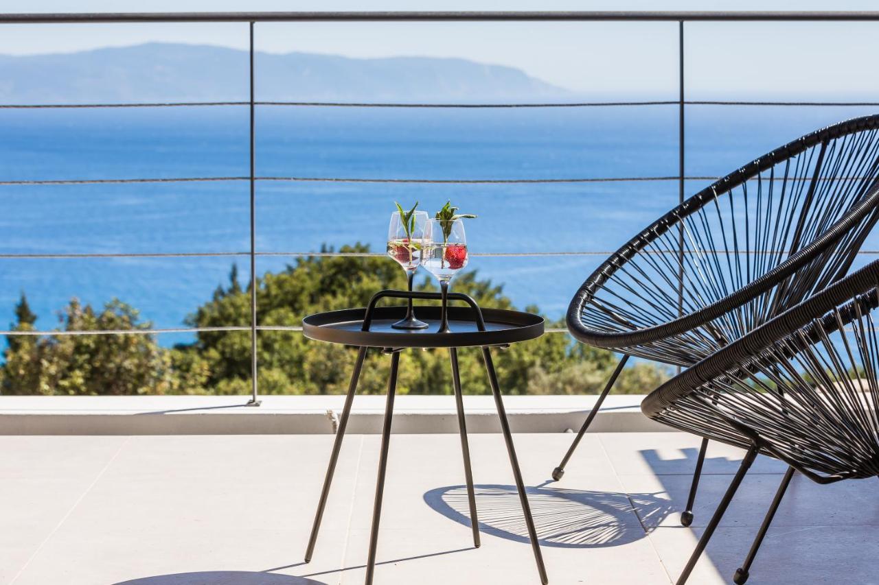 Kefalonian Escape Suites Valeriánosz Kültér fotó