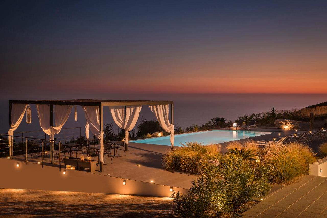 Kefalonian Escape Suites Valeriánosz Kültér fotó