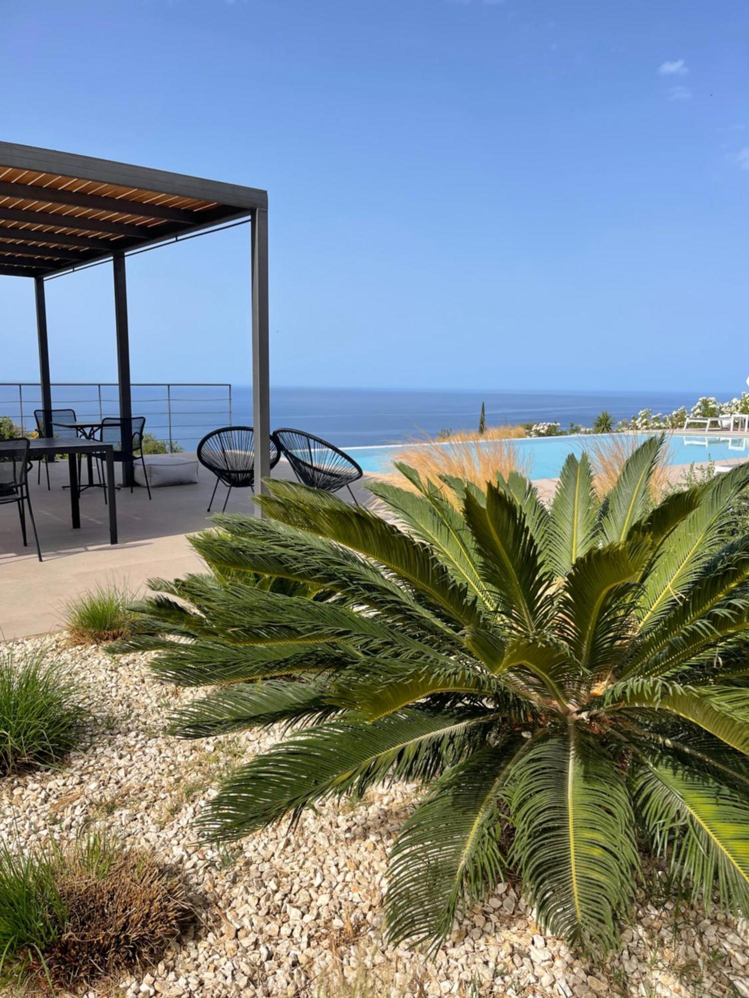 Kefalonian Escape Suites Valeriánosz Kültér fotó